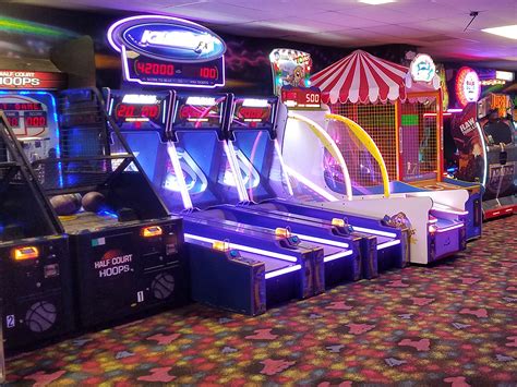 Sparkles family fun center - Sparkles Family Fun Center of Gwinnett is now looking to hire some nice energetic cashiers!